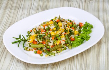 Sebze ile Meksika pirinç