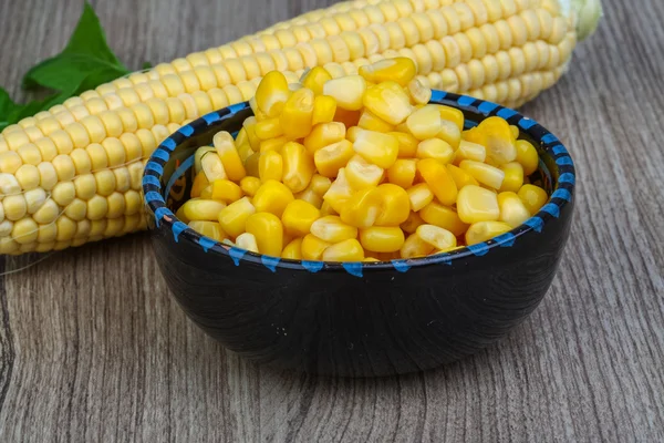 Canned sweet corn — Stock Photo, Image