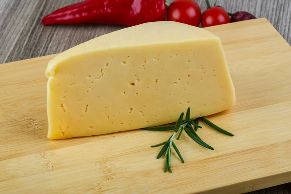 Triángulo del queso amarillo — Foto de Stock