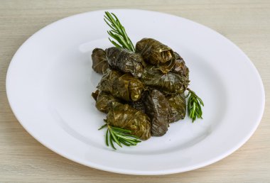 Yunan dolma yaprak