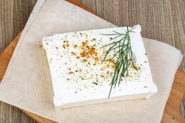 beyaz peynir ile dereotu