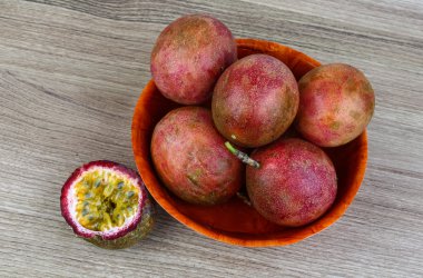 Taze tropikal meyve - Maracuja