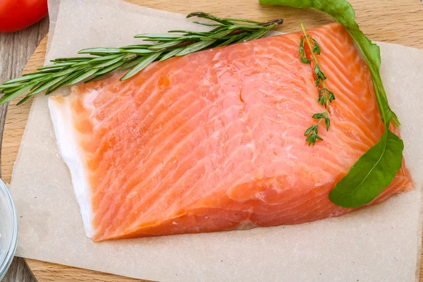 Salted salmon with rosemary — Stock Photo, Image