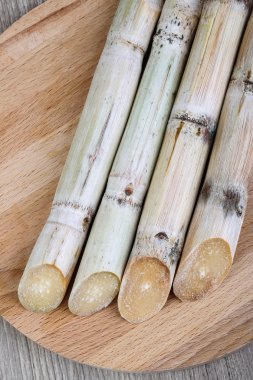 Olgun şeker çubukları