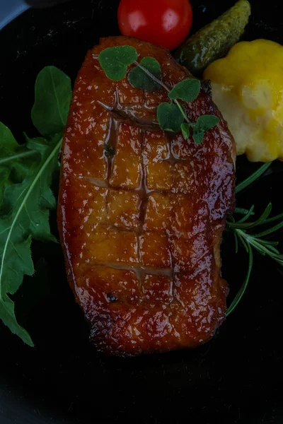 구운된 오리 가슴살 — 스톡 사진