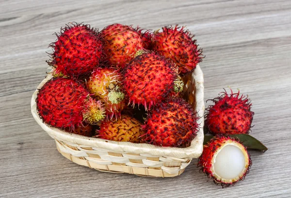 Fruta asiática - rambutan — Foto de Stock