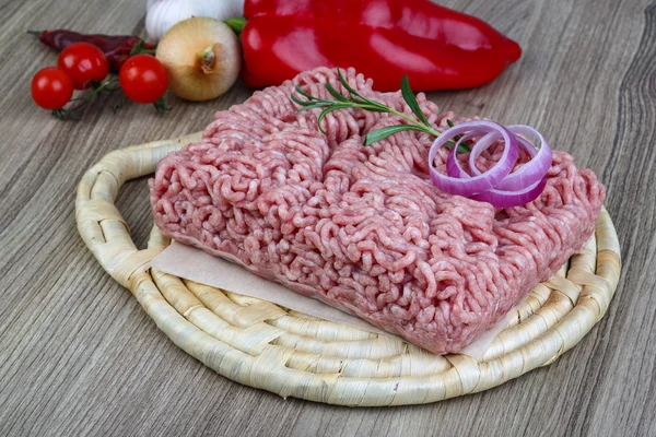 Carne de porco picada crua — Fotografia de Stock