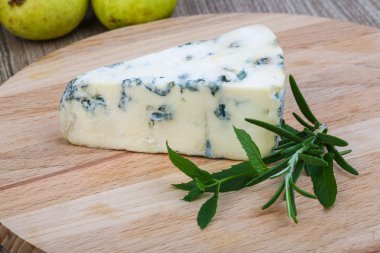 Mavi Peynir Biberiye ile