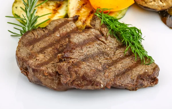 Bistecca di vitello alla griglia — Foto Stock