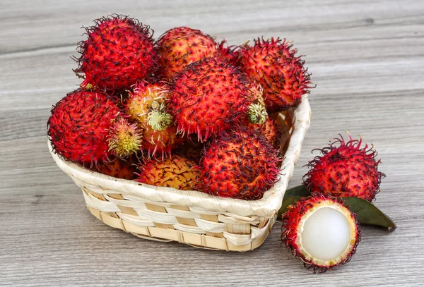 Fruta asiática - rambutan — Foto de Stock