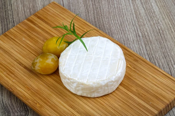 Rundbrie-Käse — Stockfoto