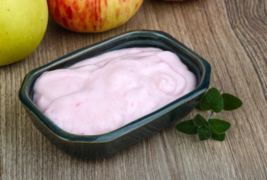 Taze Srawberry yoğurt