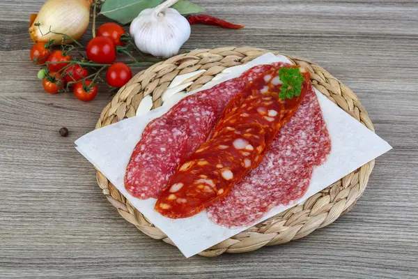 Salchicha salami con perejil —  Fotos de Stock