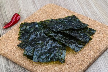 Nori deniz yosunu yaprak