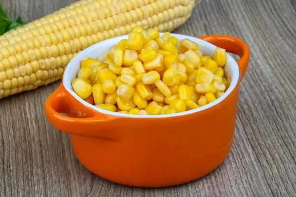 Canned sweet corn — Stock Photo, Image