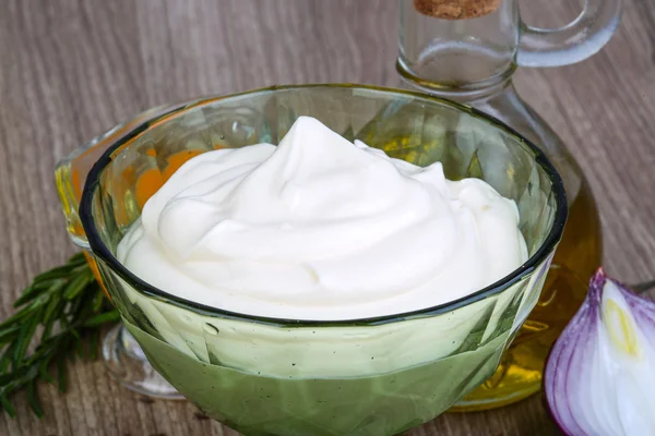 Salsa de mayonesa en bowl —  Fotos de Stock