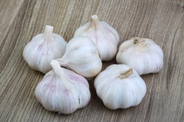 Olgun taze sarımsak yığın