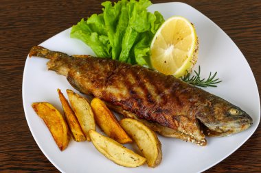 Patates ile Izgara Alabalık