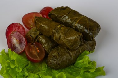 Dolma - kıyılmış et üzüm yaprakları