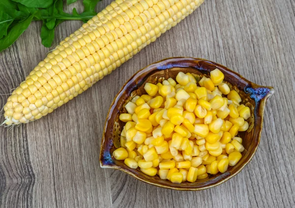 Canned sweet corn