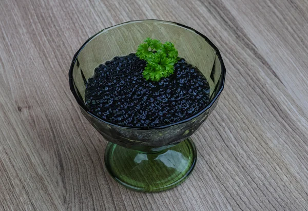Kaviar hitam mewah. — Stok Foto