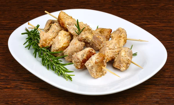 Chicken skewers with rosemary — Stock Photo, Image