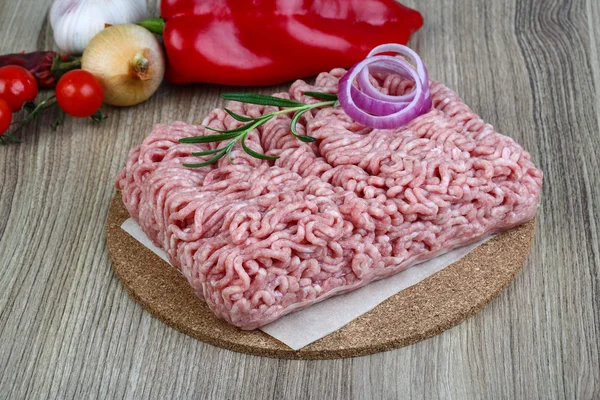 Rohes Schweinehackfleisch — Stockfoto