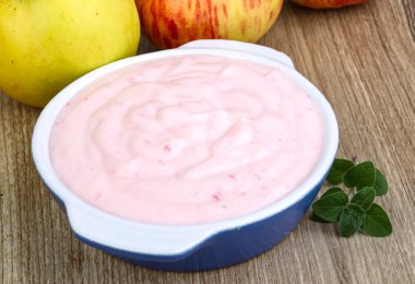 Taze Srawberry yoğurt