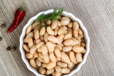 beyaz fasulye konserve