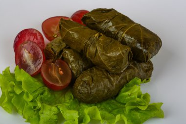Dolma - kıyılmış et üzüm yaprakları