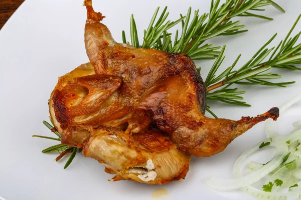 Grilled quail with rosemary — Stock Photo, Image