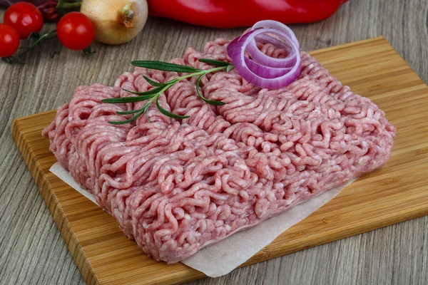 Rå köttfärs griskött — Stockfoto