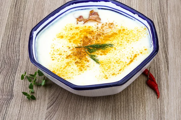 Zuppa di formaggio con pancetta — Foto Stock