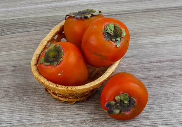 Frutos de caqui suculentos maduros — Fotografia de Stock