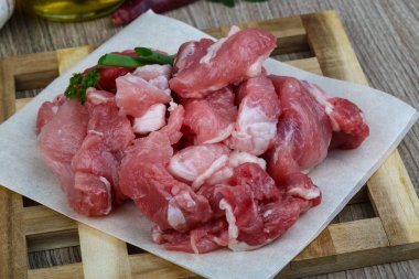 Doğranmış domuz eti