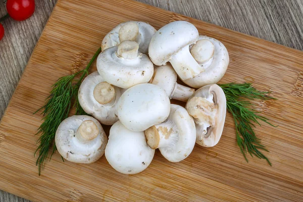 新鲜的原料香菇 — 图库照片