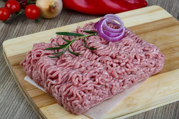 Rohes Schweinehackfleisch — Stockfoto