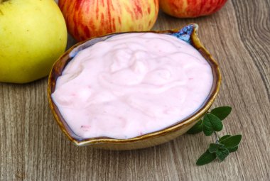 Taze Srawberry yoğurt