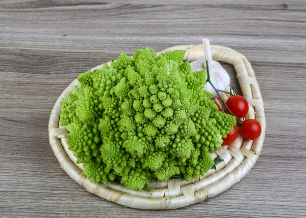 Romanesco exotiska kål — Stockfoto