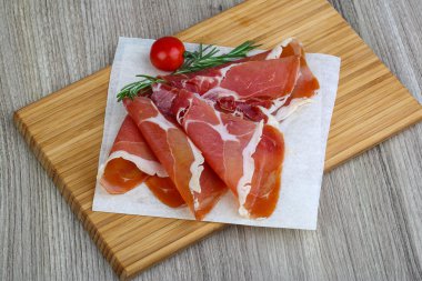 İspanyol geleneksel snack - Jamon