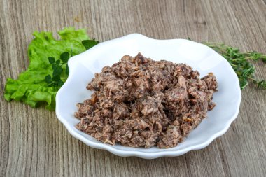 Konserve ton balığı et