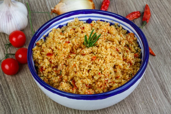 Cozinha árabe tradicional - Couscous — Fotografia de Stock