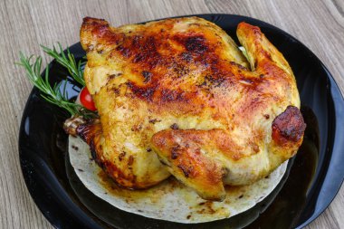 sıcak ızgara tavuk