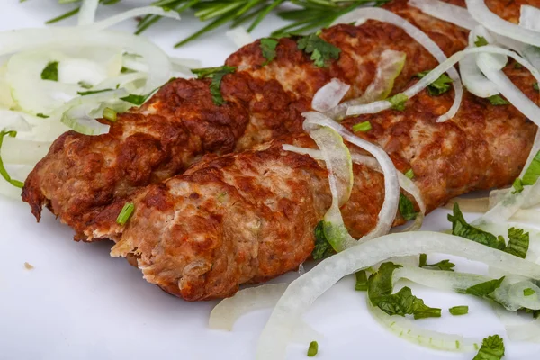 Barbecue in kebab con rosmarino — Foto Stock