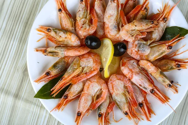 Haşlanmış karides snack