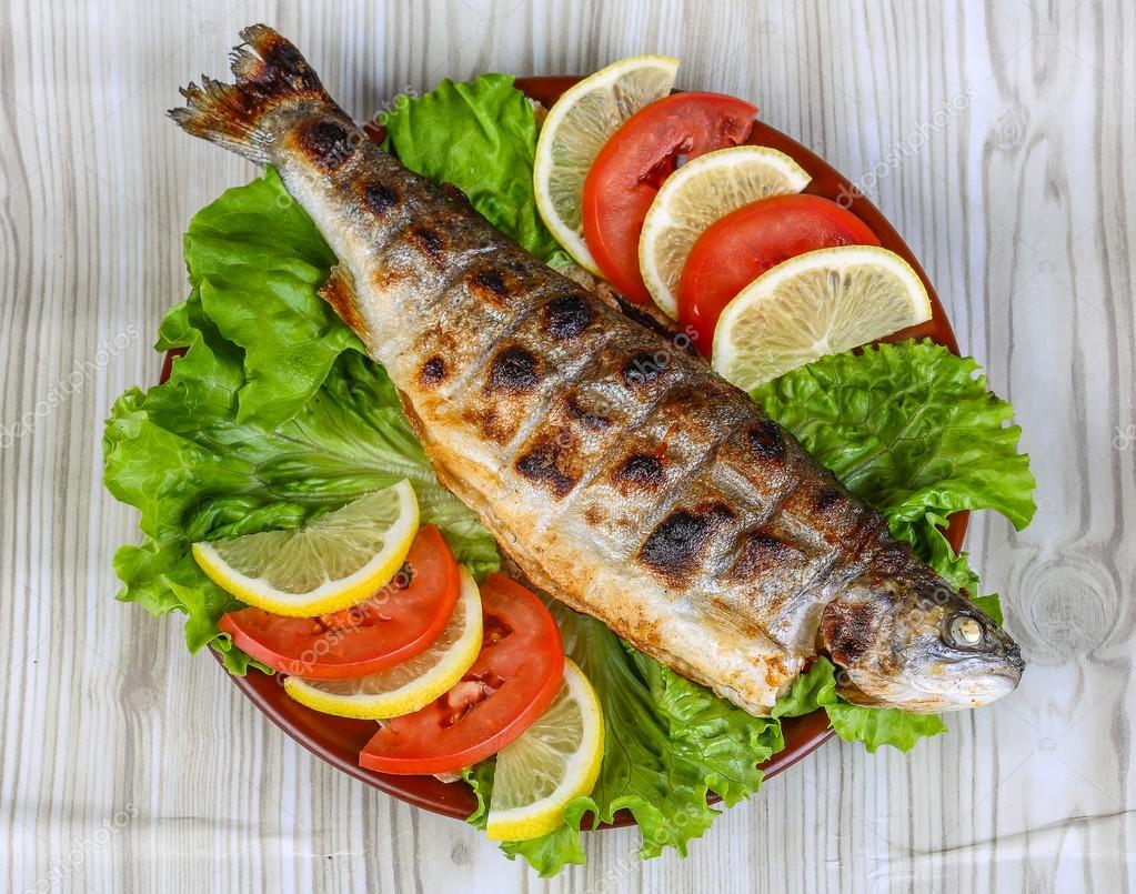 Delicious Grilled trout Stock Photo by ©AndreySt 91613528