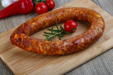 Sosis halka kiraz domates ile