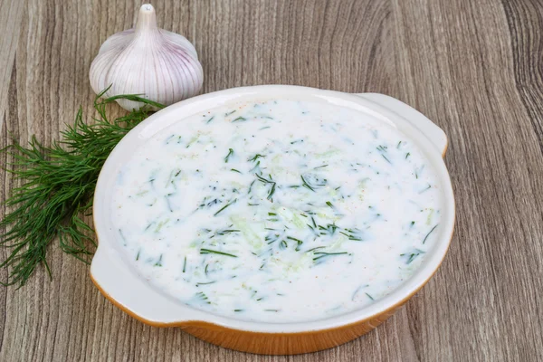 Cocina tradicional griega - Tzatziki — Foto de Stock