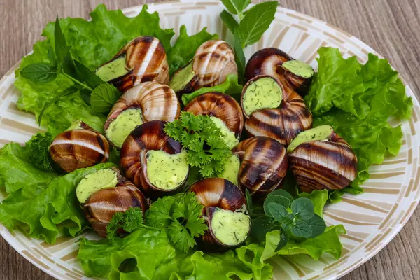 Cuisine française - Escargots au beurre — Photo