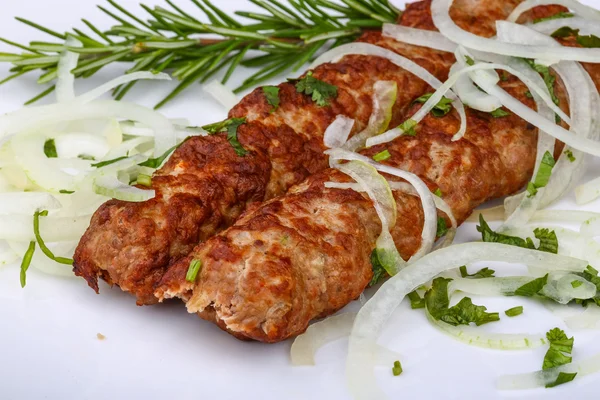 Barbecue in kebab con rosmarino — Foto Stock